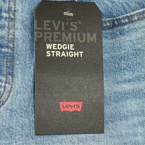 Levi’s Wedgie Straight Fit Denim Jeans Size 31 x 28 Women IRREGULAR - Picture 10 of 14